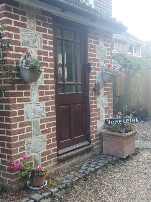 Nature Charm & Fruit Delights, Multi-Generation Celebratory Home -Try, Relax, Repeat - Sellindge Ashford  Exterior photo