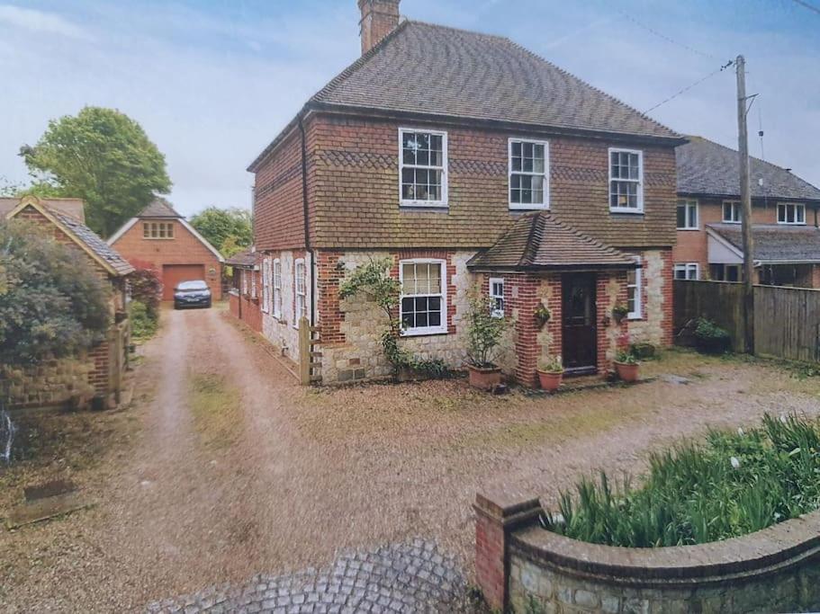 Nature Charm & Fruit Delights, Multi-Generation Celebratory Home -Try, Relax, Repeat - Sellindge Ashford  Exterior photo